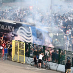 Saluto tifosi prima della partita