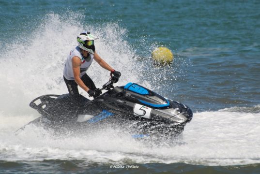 Moto d’acqua, Michele Cadei bersagliato dalla sfortuna. All’esordio mondiale è 12°