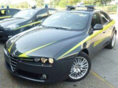 Lecce, violenza sessuale di gruppo durante finte visite: medico e viceprocuratore ai domiciliari