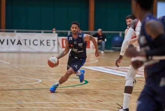 Blu Basket, la prima dei playoff va a Chiusi