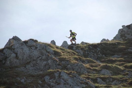 Arrigoni domina per 50 km il giro del Monte Rosa, poi cede all’americano Hedges