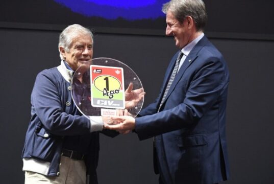 Giacomo Agostini festeggiato a Misano con Talk Show e parate in pista 80 anni