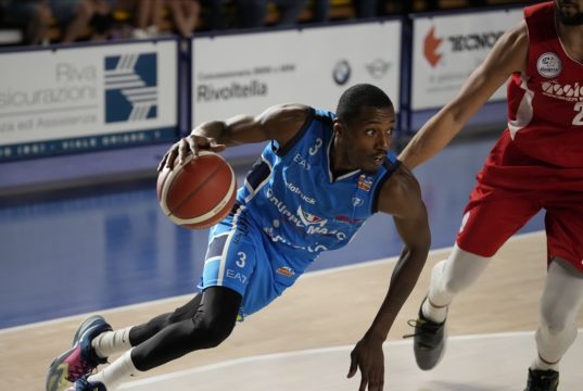 Blu Basket, la prima di Supercoppa per un punto va a Treviglio Gruppo Mascio Blu Basket