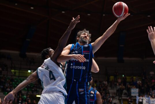 Blu Basket punita da Cantù Blu Basket