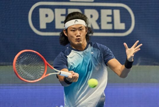 Il cinese Zhang elimina Zeppieri. Fuori anche Cobolli e il N. 1 Majchrzak Torneo Tennis Bergamo