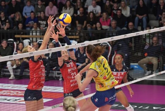Conegliano si impone per 3-0, ma Bergamo sfodera un terzo set entusiasmante Volley Bergamo