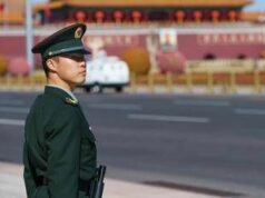 Le mire della Cina su Okinawa, aereo militare punta radar contro jet del Giappone