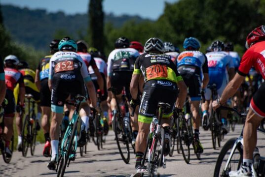 Ciclismo, nasce il “Giro delle due Regioni”: Lombardia e Piemonte Ciclismo