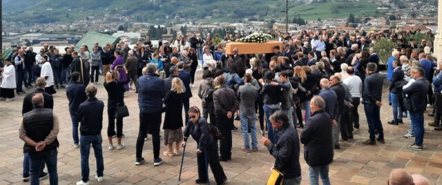 Funerali di Luca Carminati