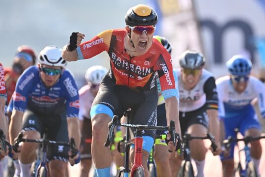 Giro d’Italia, Jonathan Milan vince in volata la seconda tappa Ciclismo Giro d'Italia