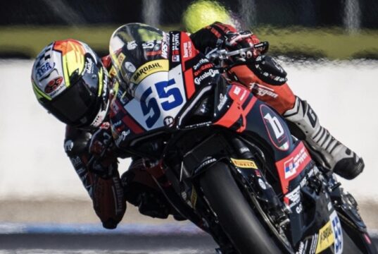Superbike, Petrucci e Locatelli chiudono gara-1 del GP di Francia a ridosso della top five