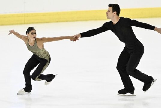 Ghilardi e Ambrosini vincono lo short program al Diamond Spin
