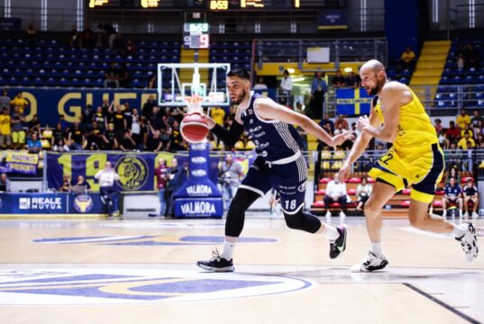 Blu Basket non ce la fa. Reale Mutua Torino sempre in controllo Reale Mutua Torino-Blu Basket