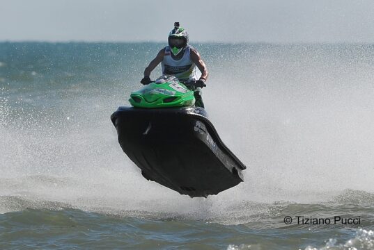 Per Michele Cadei è arrivato il giorno della verità. Domani corre per il titolo mondiale Moto d'acqua Italia