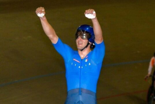Europei di ciclismo su pista, Matteo Bianchi vola in finale nel chilometro da fermo e avvicina il record italiano Matteo Bianchi