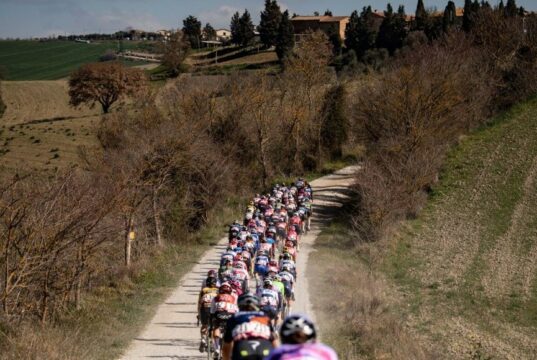 Vollering e Kopecky puntano al bis alla Strade Bianche Women Elite, Persico e le ragazze dell’Isolmant-Premac-Vittoria guidano la compagine bergamasca Strade Bianche