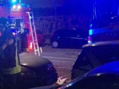 Incidente sull’A23, uomo esce dalla auto ribaltata ma muore travolto