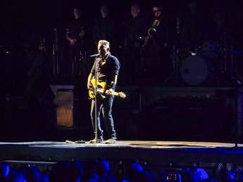 Bruce Springsteen annuncia il tour: “Tempi bui, valori Usa sotto attacco”