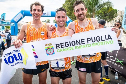 L’Atletica Valli Bergamasche Leffe (maschile) e La Recastello (femminile) vincono nel Salento la staffetta di corsa in montagna Corsa in montagna