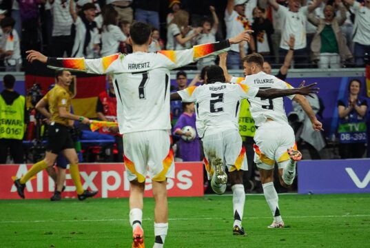 Euro 2024, la Germania rischia, ma agguanta il pari con la Svizzera allo scadere. Passano entrambe Calcio