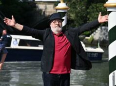 Venezia 81, il giorno di Gianni Amelio: primo italiano in concorso con ‘Campo di battaglia’