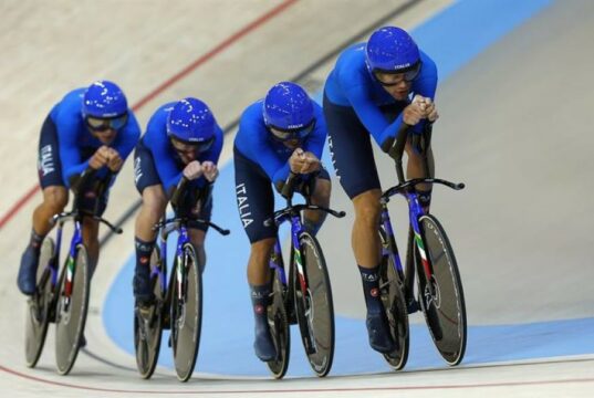 Olimpiadi: l’Australia fa il record del mondo nell’inseguimento a squadre, l’Italia di Simone Consonni si giocherà il bronzo Olimpiadi Estive