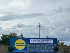 A Viterbo Vannacci riunisce i suoi, nessuna bandiera di partito ma solo fedelissimi del generale