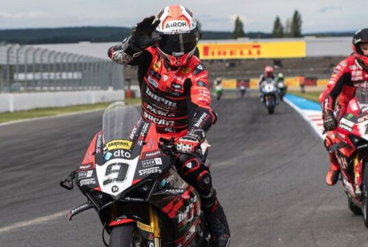 Mondiale Superbike: Danilo Petrucci chiude al 3° posto la Superpole del Gran Premio d’Italia, 5° posto per Andrea Locatelli Gran Premio di Francia