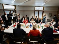 Migranti, Meloni illustra il piano Albania a 11 leader Ue: “Mantenere stretto raccordo”