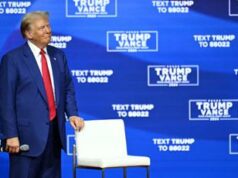 Trump e i contatti con Putin, il ‘no comment’ del tycoon: “Ma se li avessi…”