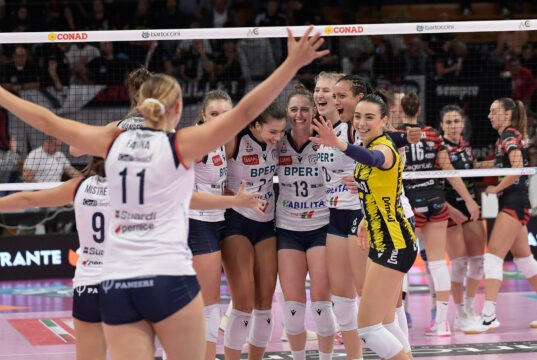 Il Volley Bergamo torna in città? L’amministrazione comunale e Costim mettono a disposizione l’Arena del ChorusLife per i match casalinghi Volley Bg