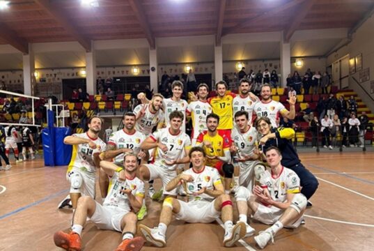 Simone Falgari Trascina lo Zotup Scanzo alla vittoria su Crema Volley