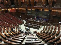 Attacco Flotilla, protesta Pd-M5S-Avs alla Camera: occupati banchi governo