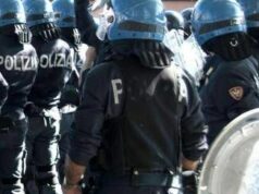 Dl sicurezza, tensioni a protesta Roma: manifestanti contro sbarramento agenti