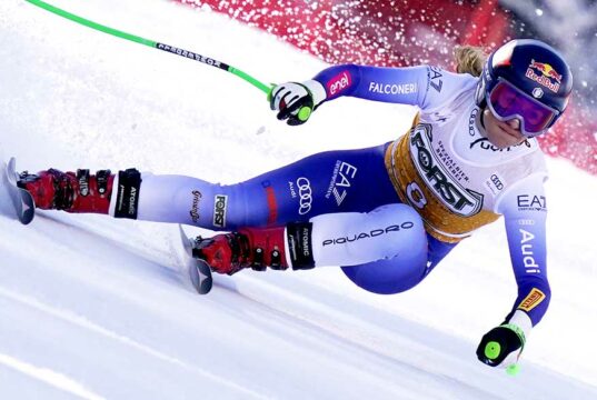 Goggia seconda, Brignone terza al SuperG di La Thuille dietro a Emma Aicher SuperG