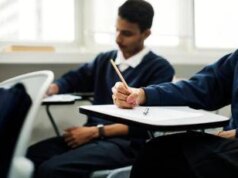 Thailandia, addio divieti a scuola: la ‘rivoluzione’ parte dai capelli