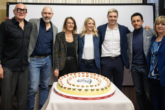 Seicento Battiti per la TIN, successo per la Charity Dinner promossa da Mattia Casse