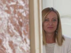 Sondaggio politico, Fratelli d’Italia oltre il 30%: leggero calo per il Pd, male il M5S