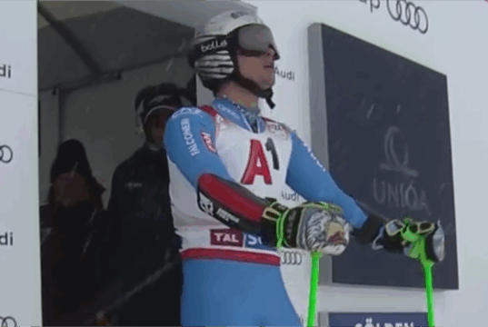 Coppa del Mondo di sci alpino: Marco Odermatt guida lo slalom gigante di Soelden, subito fuori Filippo Della Vite Slalom Gigante Soelden