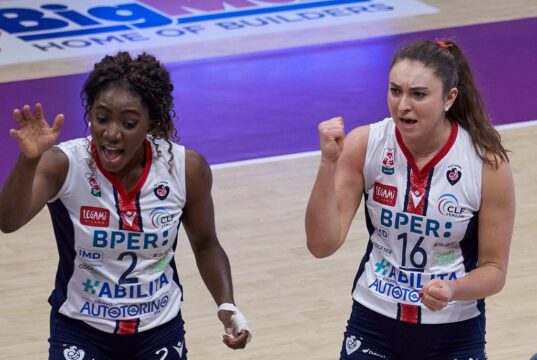Volley Bergamo fa rotta su Pesaro per il turno infrasettimanale Volley Bergamo