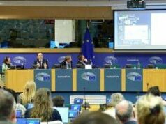 Alimentazione, Nourishment Table: “Non solo dieta sana ma anche nutrizione adeguata”