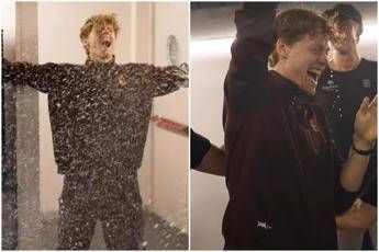Champagne e cori, festa ‘senza freni’ di Sinner nello spogliatoio delle Finals