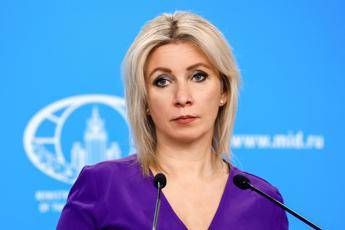 Crollo Torre dei Conti, Zakharova insiste: “Ambasciatore ricorderà che sponsorizzare Kiev è crimine”