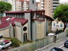 Neonato morto in culla termica Bari, parroco rinviato a giudizio