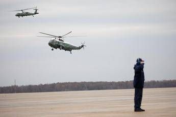Pacco sospetto nella base dell’Air Force One, ricoveri ed edificio evacuato