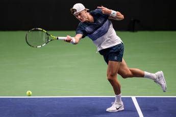 Rune denuncia profilo falso su X, poi gli ‘sfottò’: “Ha paura scriva alle tenniste”