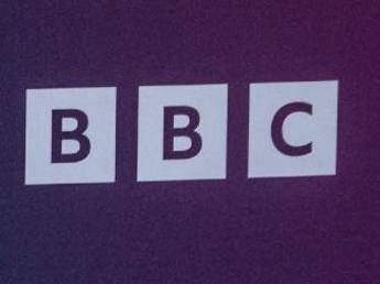 Terremoto alla Bbc, sotto accusa per discorso di Trump modificato: si dimettono direttore generale e ceo News