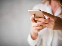 Truffe telefoniche, boom di chiamate in Italia: cosa fare e i prefissi da evitare