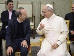 Benigni al Tg1, gaffe in diretta: “Ringrazio Papa Francesco…” – Il video