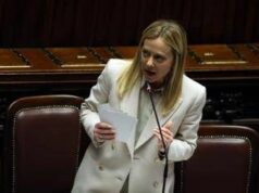 Manovra e pensioni, Meloni: “Norma riscatto della laurea varrà per futuro”